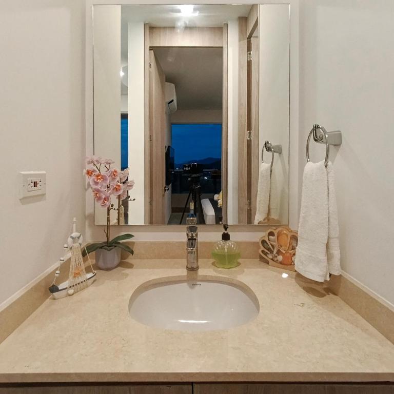 Moderno, vista al mar, AC, Wifi200MB,5Min Aeropuerto - One-Bedroom Apartment - 12