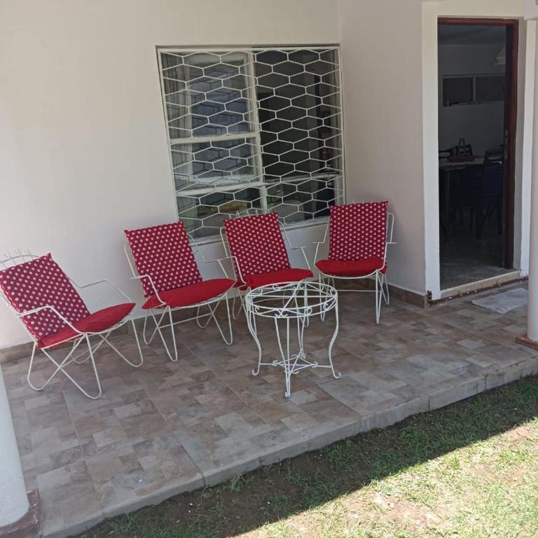 Casa con Jardín - Two-Bedroom House - 7