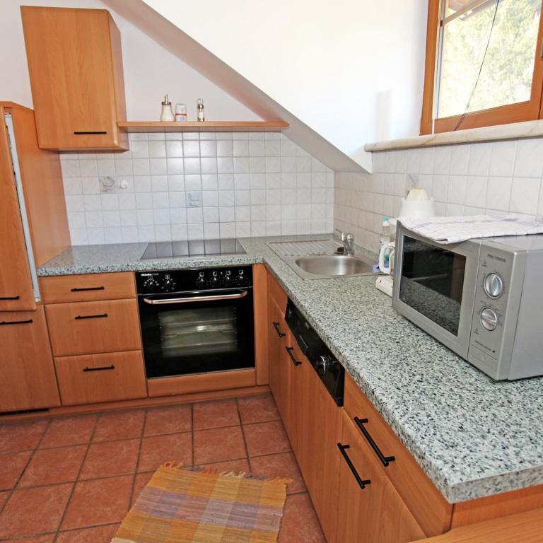 Appartementhaus Sabine - Apartment mit 1 Schlafzimmer und Balkon - 11