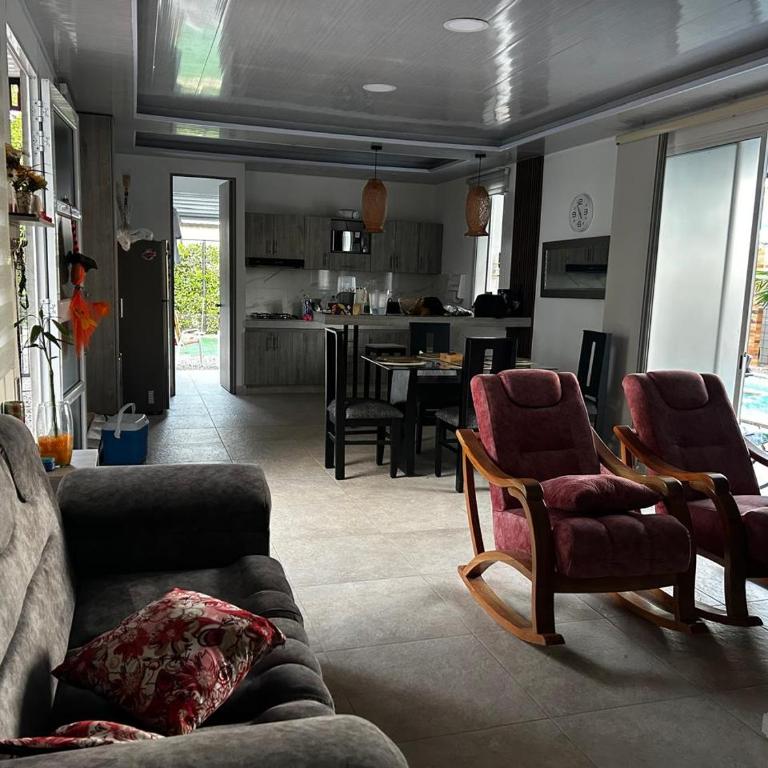 Casa campestre CAVALI - Three-Bedroom House - 2