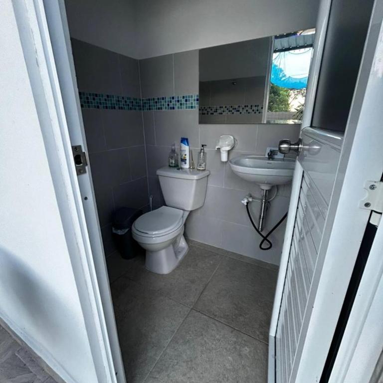 Casa campestre CAVALI - Three-Bedroom House - 10