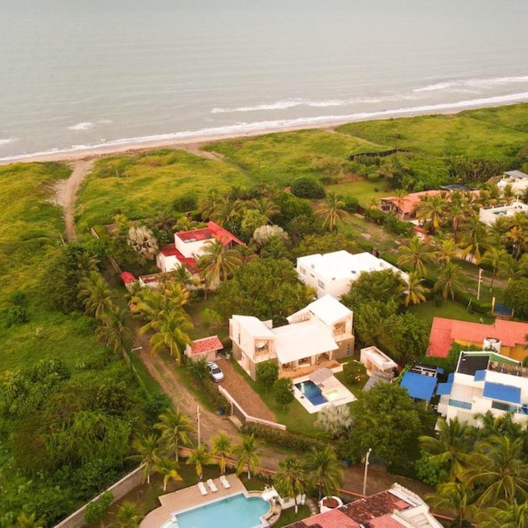 Cabaña privada con piscina y jacuzzi junto al mar - Casa de 6 dormitorios - 24