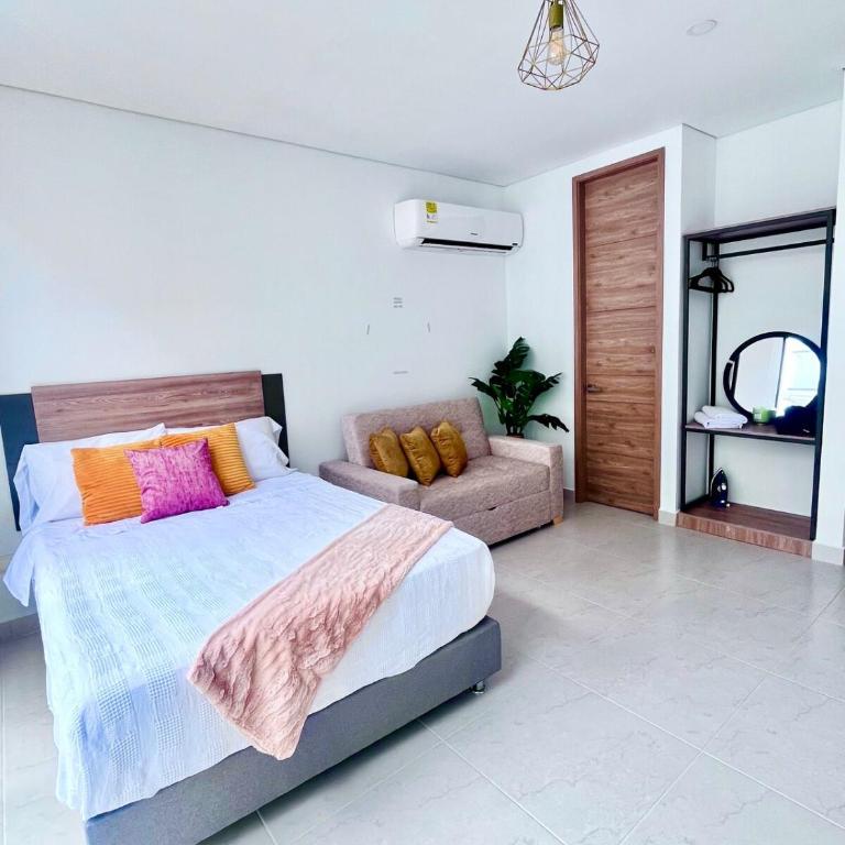 Modern loft with ocean views - One-Bedroom Apartment - 12