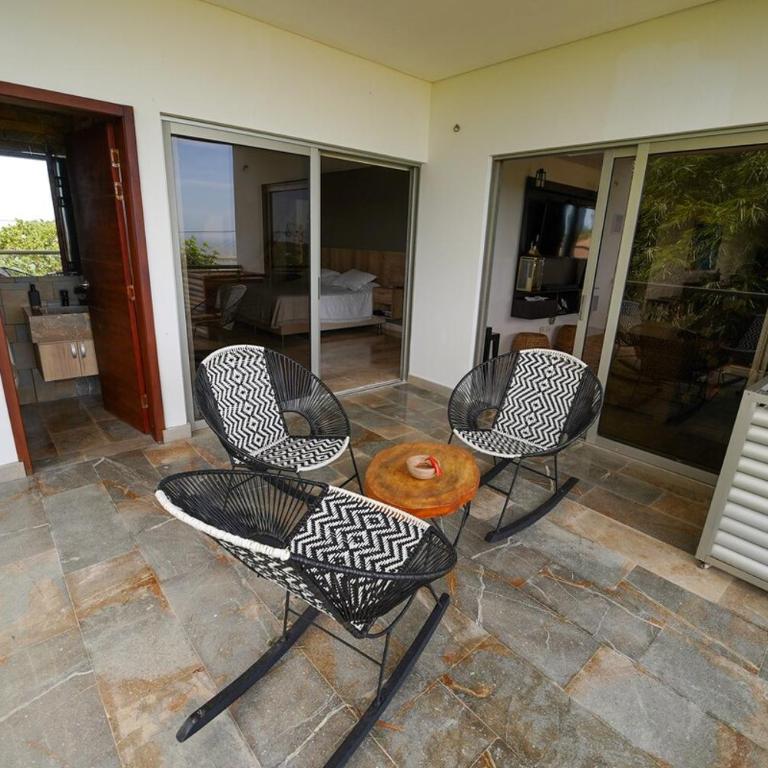 Casa Juliana vista al mar piscina y jacuzzi - Three-Bedroom House - 8