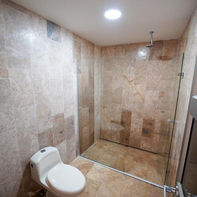 Casa Juliana vista al mar piscina y jacuzzi - Three-Bedroom House - 32