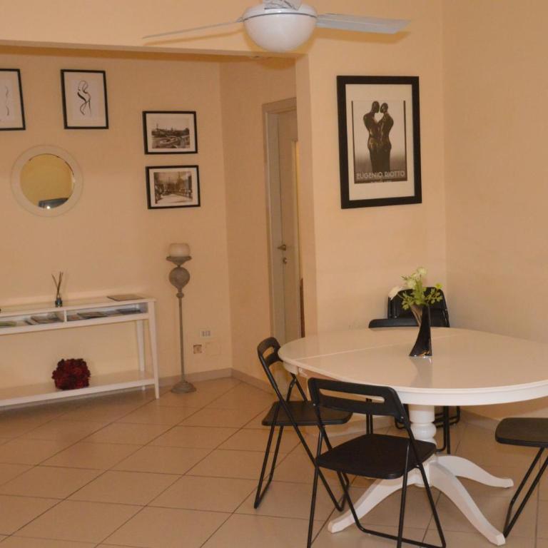 Appartamenti Giovannelli - Appartamento con 2 Camere da Letto e Balcone - 14