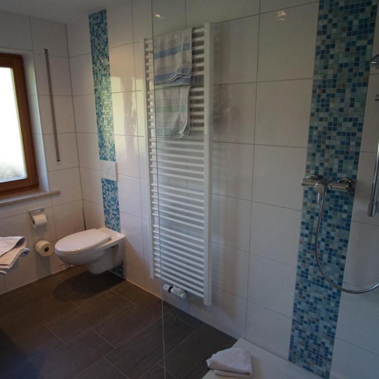 Haus Zauner - Dreibettzimmer mit Bergblick - 17