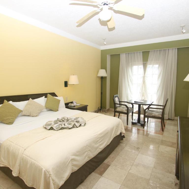 Hotel Los Itzaes by 5th av - King Room - 4
