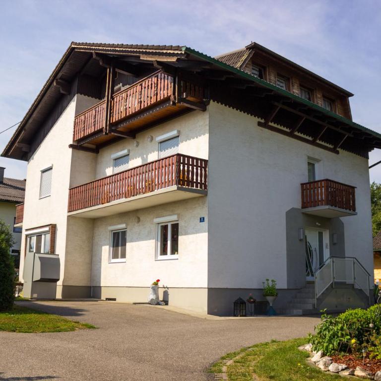 Ferienwohnung Messner-Schauer - Apartment mit 3 Schlafzimmern und Balkon - 4