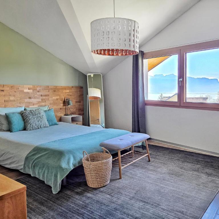 Montreux Holiday Home - Deluxe Villa - 15