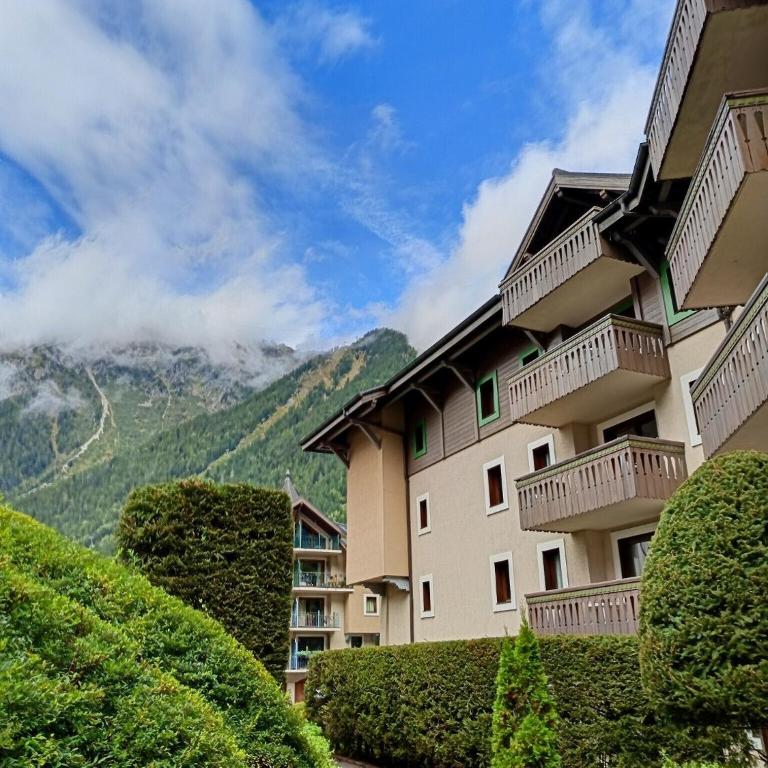 Au cœur de Chamonix – La Ginabelle, Calme avec Piscine, Sauna & Garage - Apartment mit 2 Schlafzimmern - 2