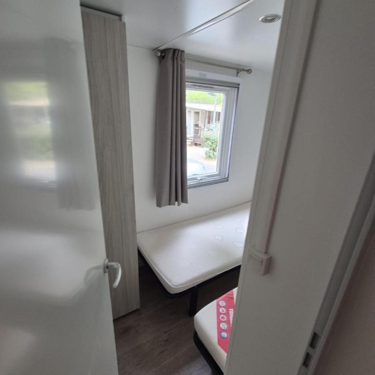 Vias plage "MER & SOLEIL" Mobil home camping La Carabasse 6 a 8 personnes - Mobile Home - 10