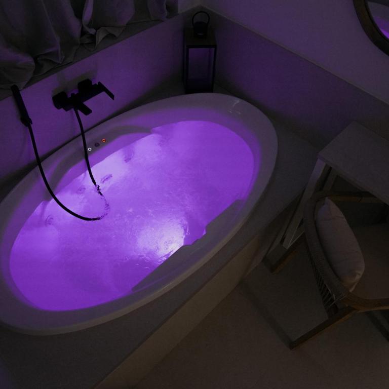San Michele Rooms & Private Spa - via Santa Cesarea - Queen Room with Spa Bath - 16