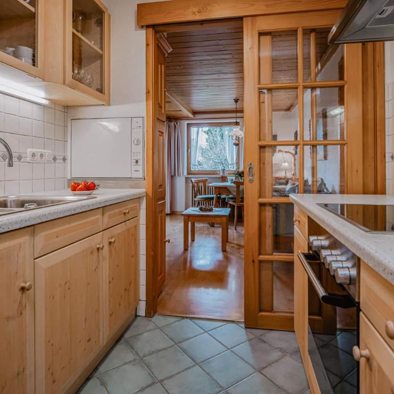 Haus Rosenbächle - Apartment mit 2 Schlafzimmern und Balkon - 5