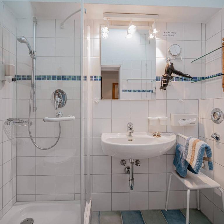 Haus Rosenbächle - Apartment mit 1 Schlafzimmer und Balkon - 4
