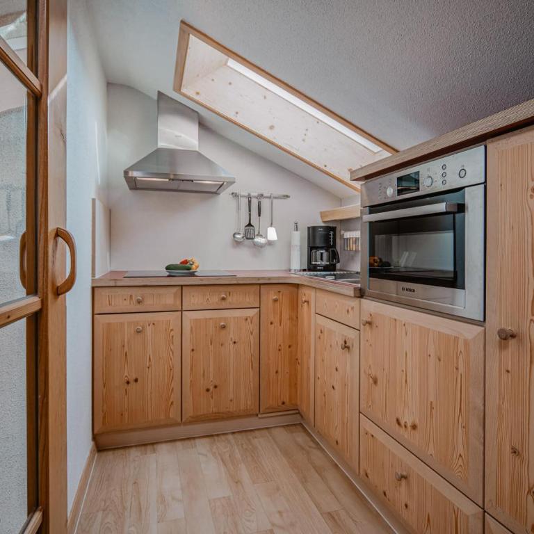 Haus Rosenbächle - Apartment mit 1 Schlafzimmer und Balkon - 3