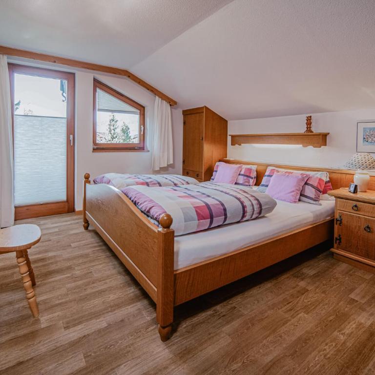 Haus Rosenbächle - Apartment mit 1 Schlafzimmer und Balkon - 2