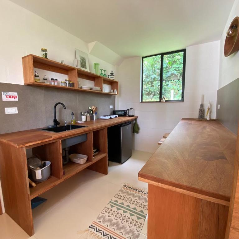 Coral Tree Lodge Tena - Apartamento de 1 dormitorio con balcón y vistas a la montaña - 3