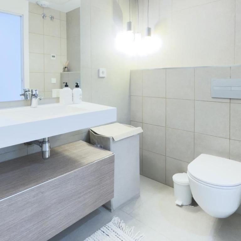 ALLONBAY prime apartment - Three-Bedroom Apartment with Sea View - 19