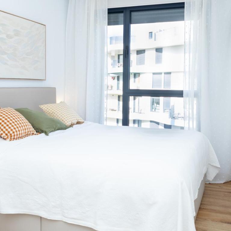 ALLONBAY prime apartment - Three-Bedroom Apartment with Sea View - 16
