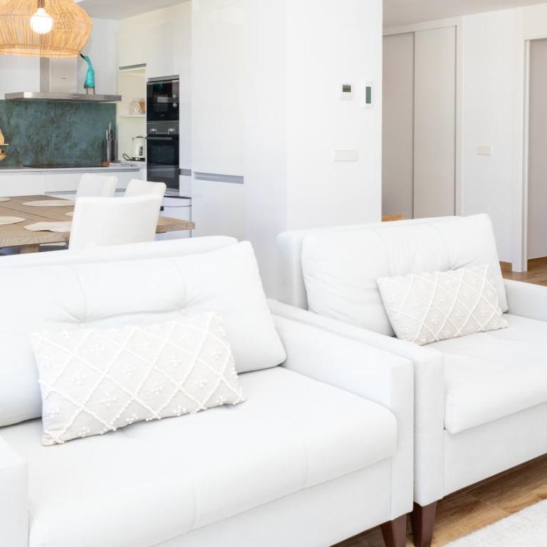 ALLONBAY prime apartment - Three-Bedroom Apartment with Sea View - 9