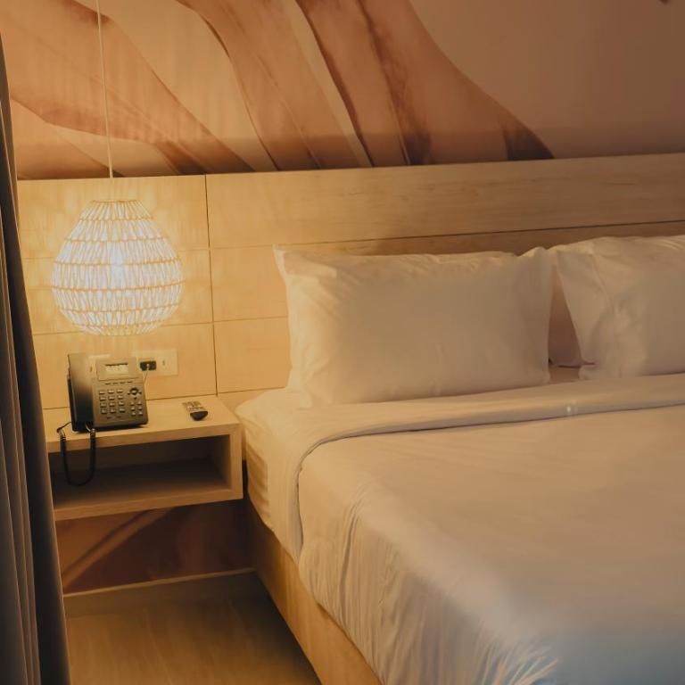 Zafi Hotel - Double Room - Disability Access - 4