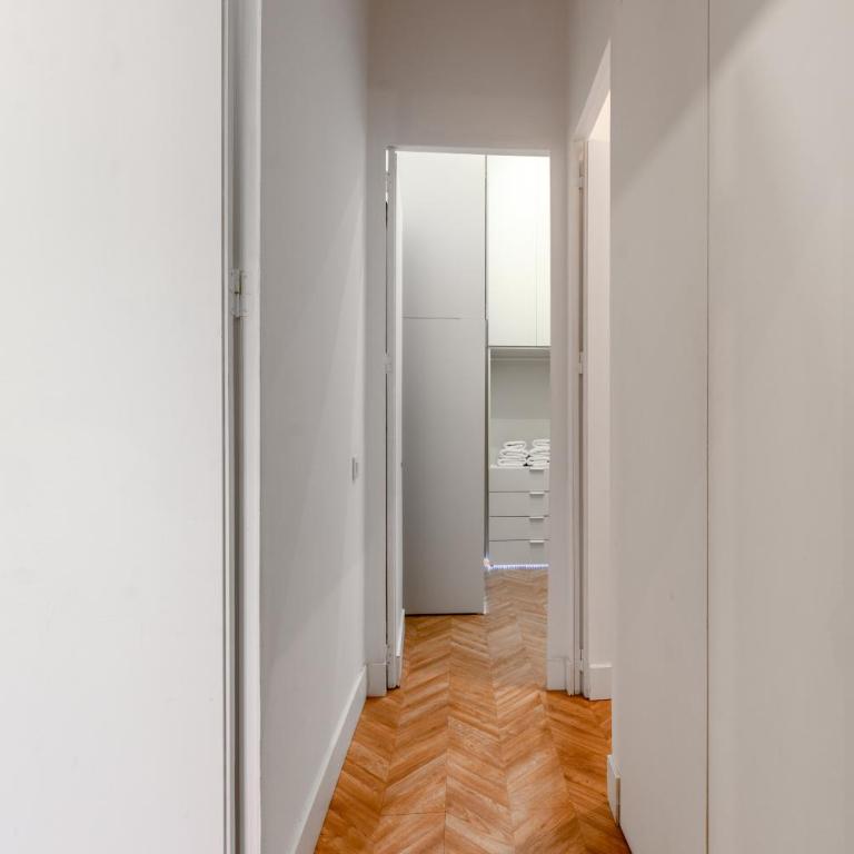 Amplio apartamento a 5 min de San Luis, luminoso y cómodo - Apartamento de 2 dormitorios - 51