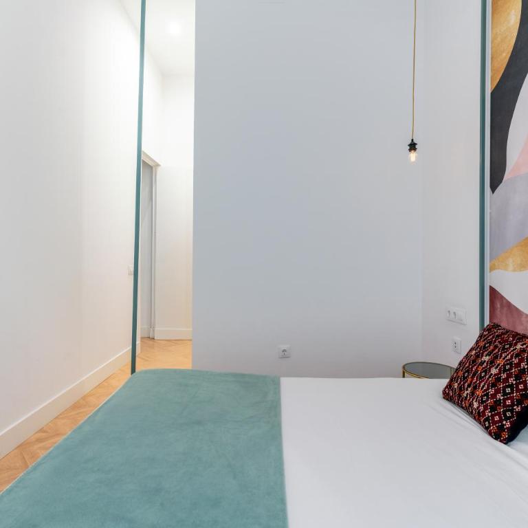 Amplio apartamento a 5 min de San Luis, luminoso y cómodo - Apartamento de 2 dormitorios - 59
