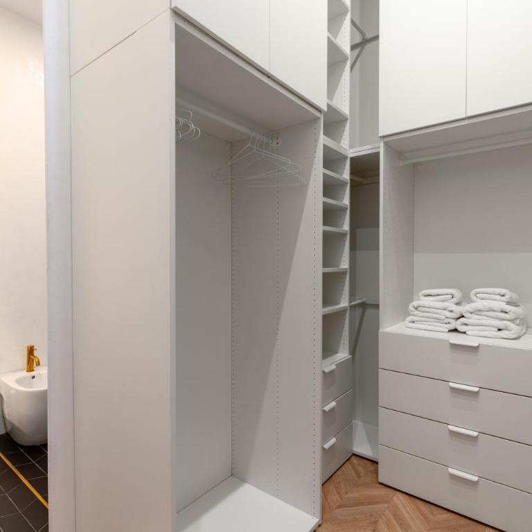Amplio apartamento a 5 min de San Luis, luminoso y cómodo - Apartamento de 2 dormitorios - 65