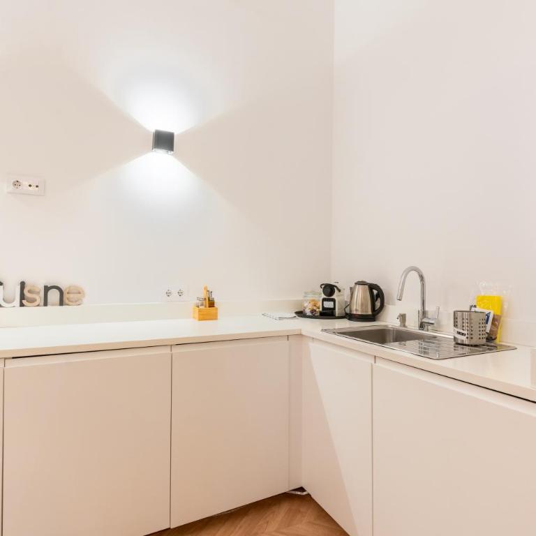 Amplio apartamento a 5 min de San Luis, luminoso y cómodo - Apartamento de 2 dormitorios - 37