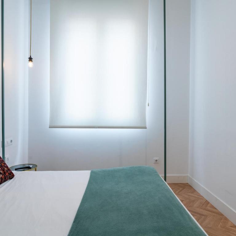 Amplio apartamento a 5 min de San Luis, luminoso y cómodo - Apartamento de 2 dormitorios - 60