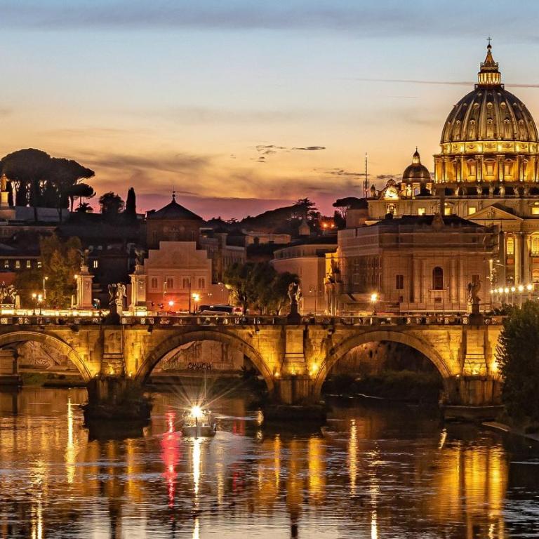 Porticus Roma - Appartamento con 2 Camere da Letto - 10