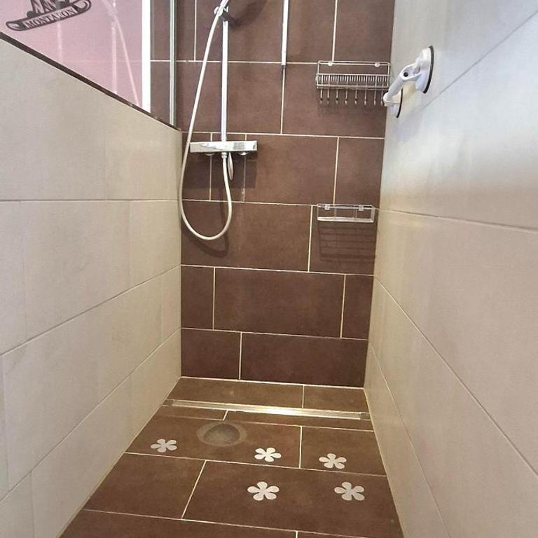 Conny's Lodge - Apartamento de 1 dormitorio con ducha - 12
