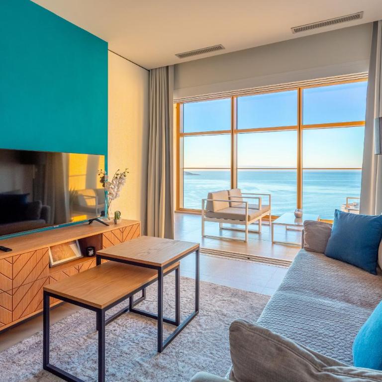 Intempo by Holuxe - 126 - 12th floor - Two-Bedroom Apartment with Balcony and Sea View - 1