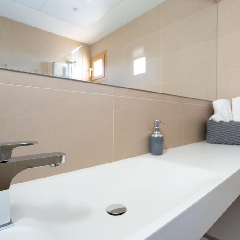 Intempo by Holuxe - 126 - 12th floor - Two-Bedroom Apartment with Balcony and Sea View - 13