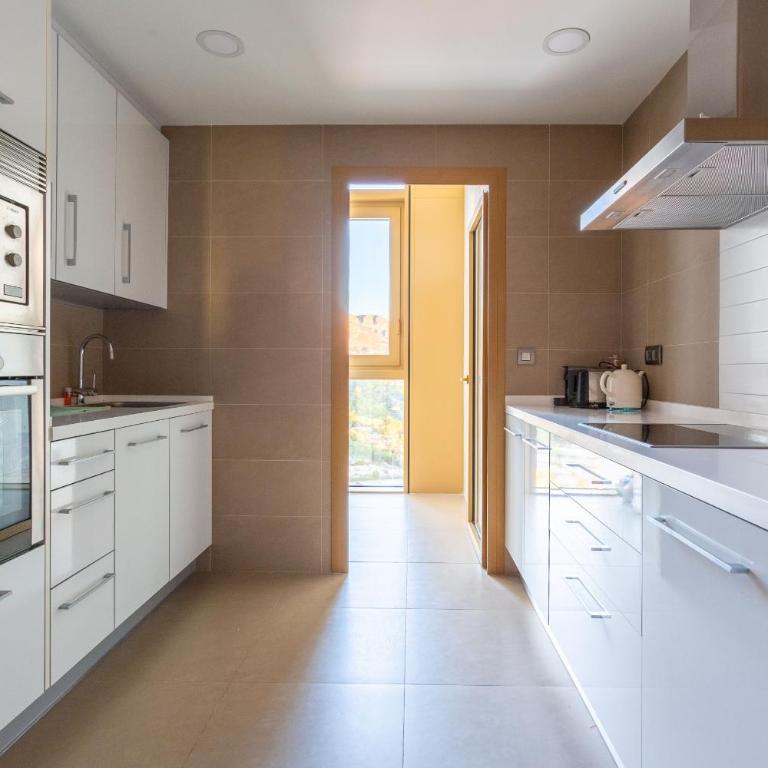 Intempo by Holuxe - 126 - 12th floor - Two-Bedroom Apartment with Balcony and Sea View - 15