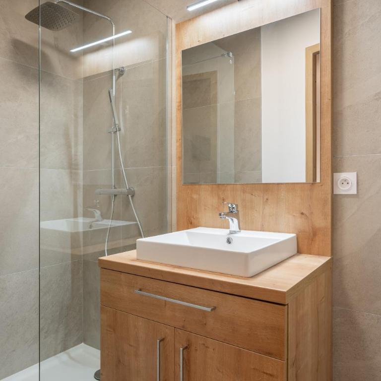Apartment Camaga, Alpe d'Huez - by EMERALD STAY - Appartement 3 Chambres - 15