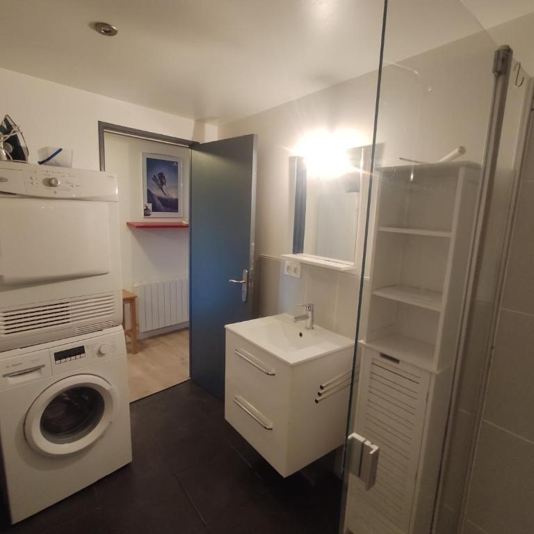 Maison de village 4 à 6 personnes - Maison 2 Chambres - 13