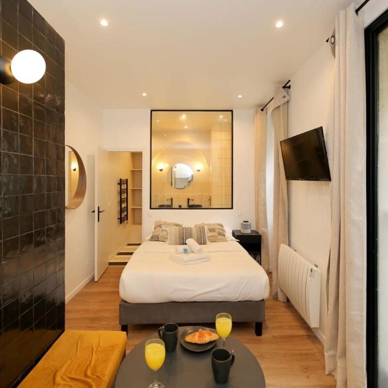 Studio fonctionnel tout equipe Batignolles - 2P - Studio - 10