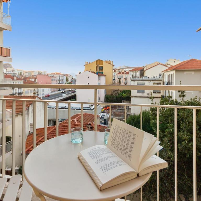 Le Marie Antoinette - Hypercentre - 400m Palais - Lumineux - 100m Suquet - Appartement 1 Chambre - 6