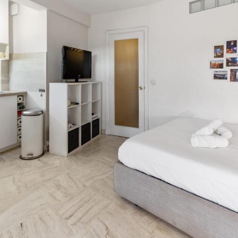 Le Marie Antoinette - Hypercentre - 400m Palais - Lumineux - 100m Suquet - Appartement 1 Chambre - 8