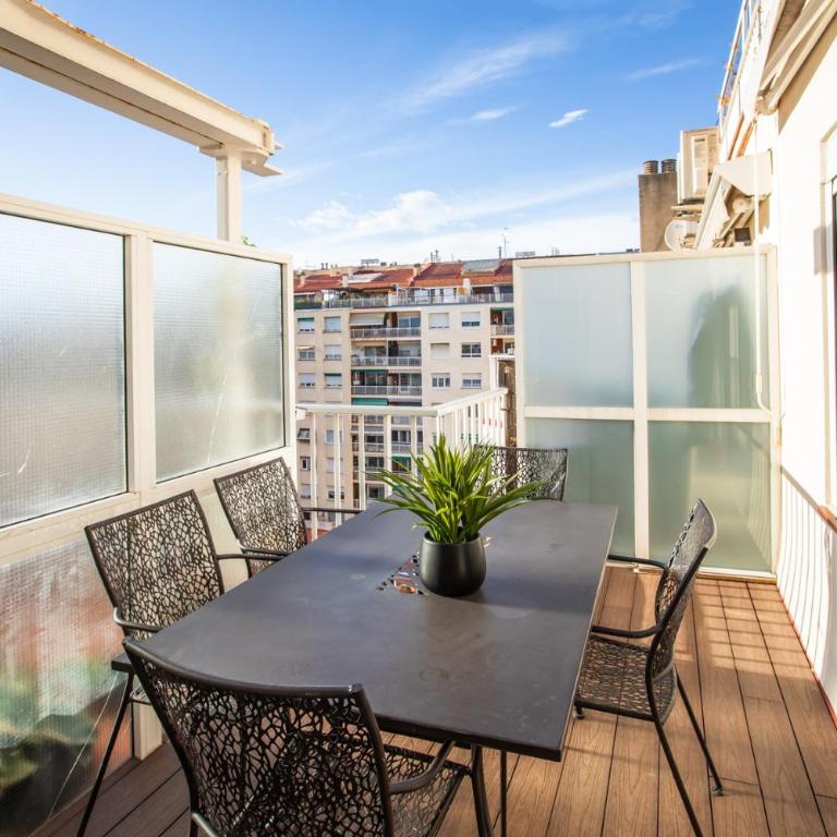 A4COR1132 - Beautiful apartment - Two-Bedroom Apartment with Terrace - 24