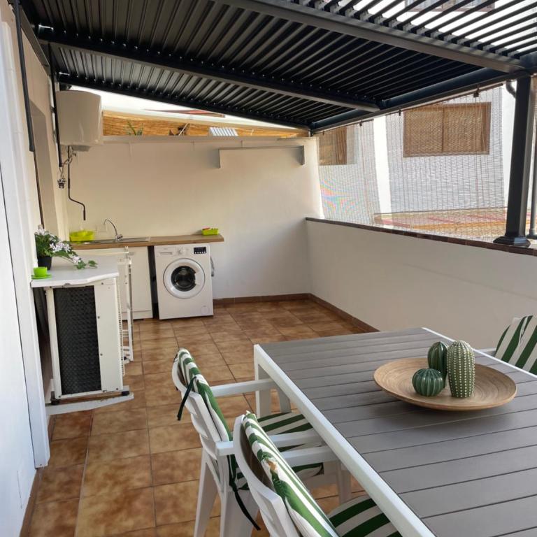Los Cristianos center modern apartament - Apartamento de 1 dormitorio - 2