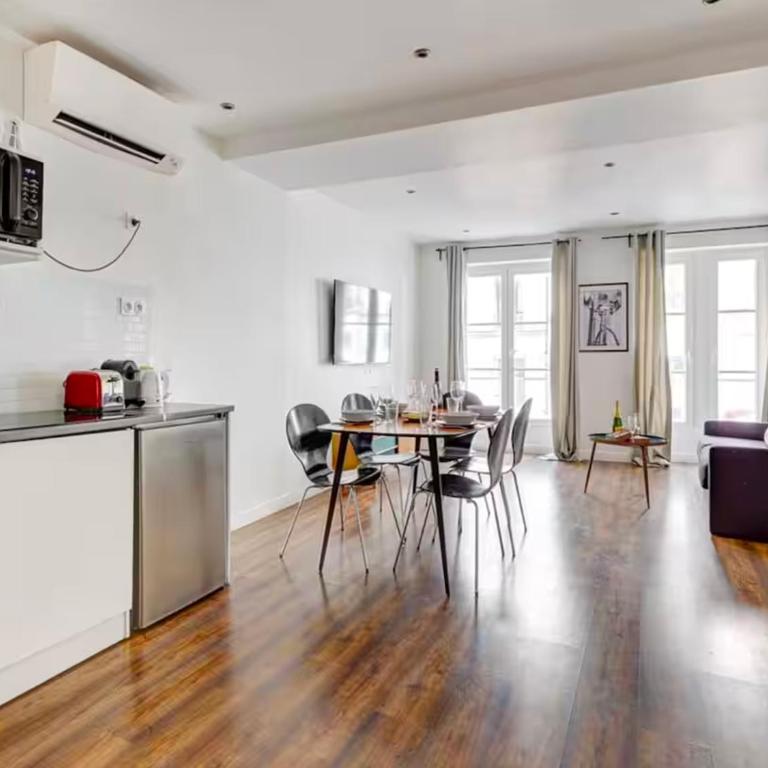 UrbanFlat 201 - Beautiful 2 Bedroom Flat in the center of Paris - Appartement - 31