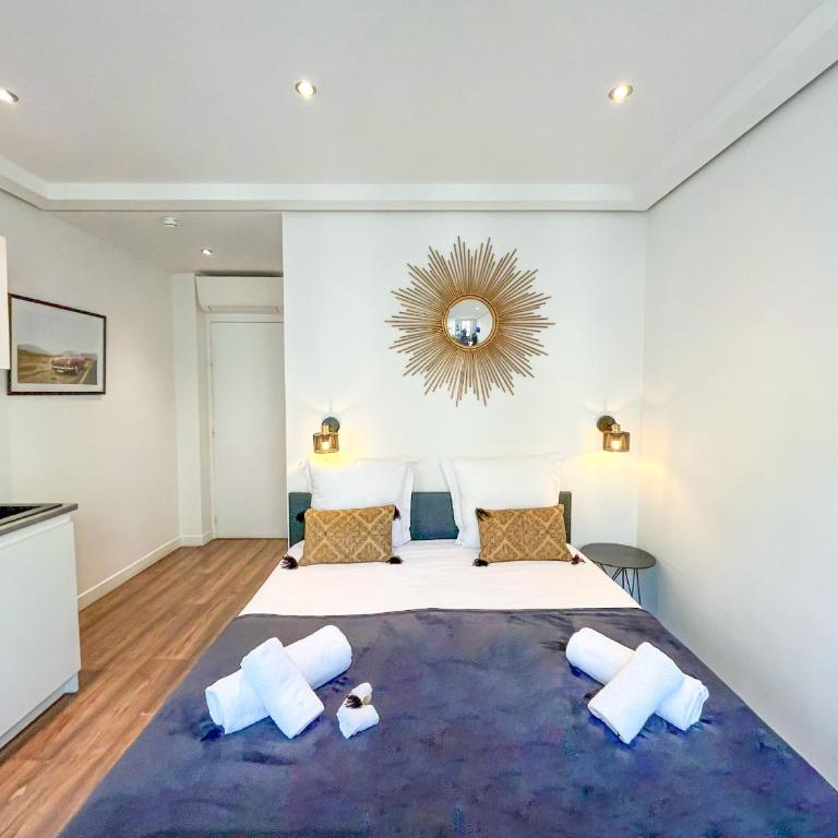 UrbanFlat 205 - Beautiful Studio in the center of Paris - Studio - 12