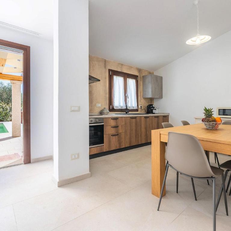 Nice Home In San Teodoro - Two-Bedroom Holiday Home - 2