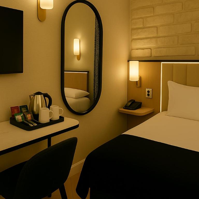 Grand Tonic hôtel & SPA Paris - Chambre Double avec Baignoire Spa - 3