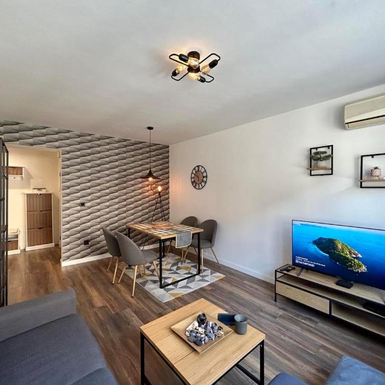 Modern & Stylish apartment in Sarajevo Old town - One-Bedroom Apartment - 1