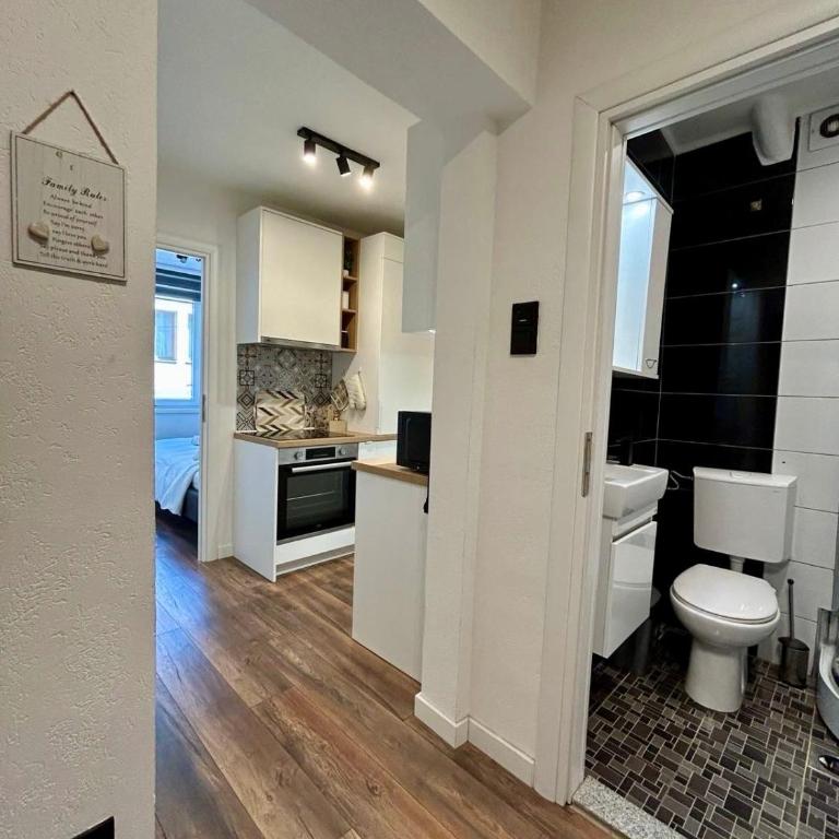 Modern & Stylish apartment in Sarajevo Old town - One-Bedroom Apartment - 14