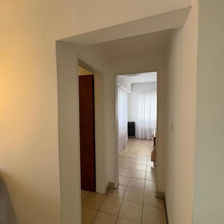 Departamento Semicentrico - Apartamento de 1 dormitorio - 9